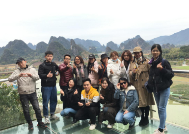 “拥抱大自然，，，，，，，，畅游英德”OB视讯户外拓展运动圆满竣事!